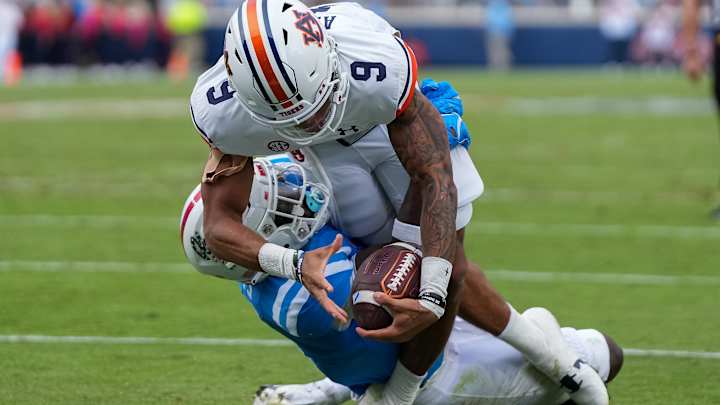 Robby Ashford scores his second touchdown vs Ole Miss