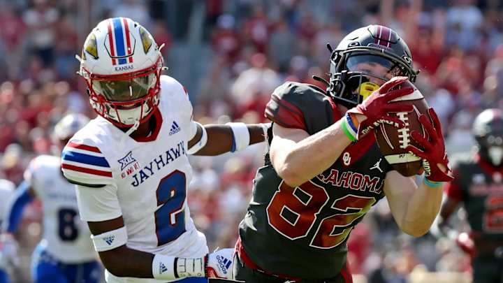 Oklahoma Gashes Kansas in Route to 52-42 Win Oklahoma Gashes Kansas in Route to 52-42 Win