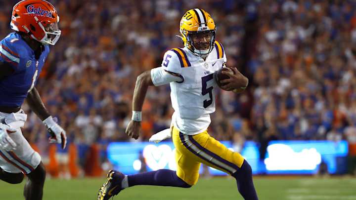 Jayden Daniels Dazzles as LSU Takes Down Florida 45-35 in Statement Victory