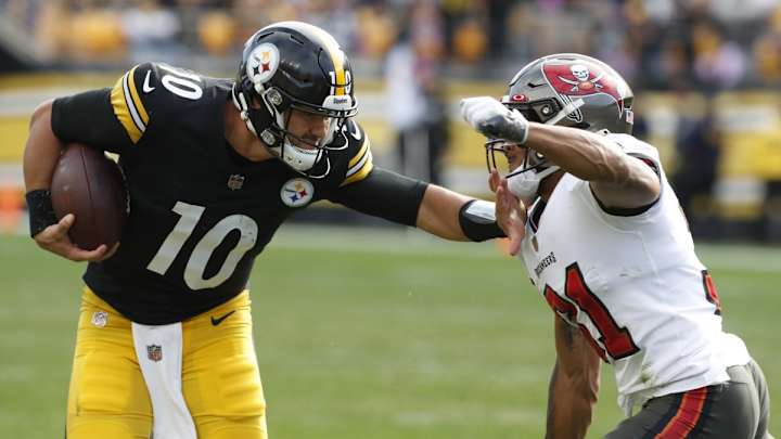 Mitch Trubisky Played 'Backyard Football' And Became Hero for Steelers