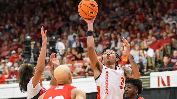 Razorbacks Barely Get into Preseason AP Top 10 Poll