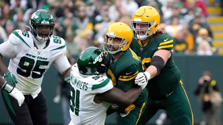 Jets Put Packers’ Offensive Line Through Spin Cycle