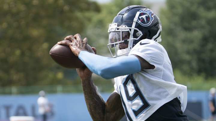 Another Big-Name Receiver Flames Out