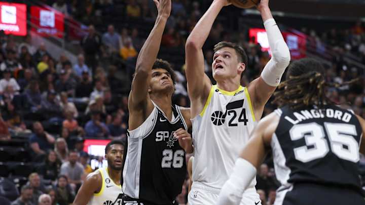 Spurs' Dominick Barlow Ready to Showcase Potential in G League Spurs' Dominick Barlow Ready to Showcase Potential in G League