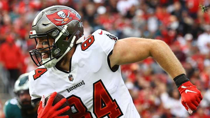 Buccaneers Tight End Cameron Brate Diagnosed With Sprained Neck