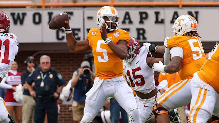 NFL Execs Have Eyes on Tennessee QB Hendon Hooker