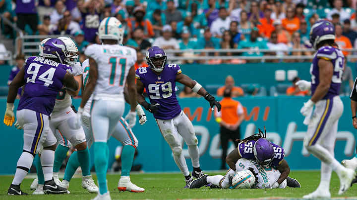 Led by Za'Darius Smith and Patrick Peterson, Vikings' Defense Steps Up in Miami Led by Za'Darius Smith and Patrick Peterson, Vikings' Defense Steps Up in Miami