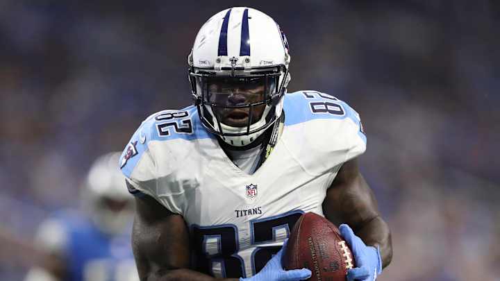 Delanie Walker, Titans Pro Bowl Tight End, Announces Retirement