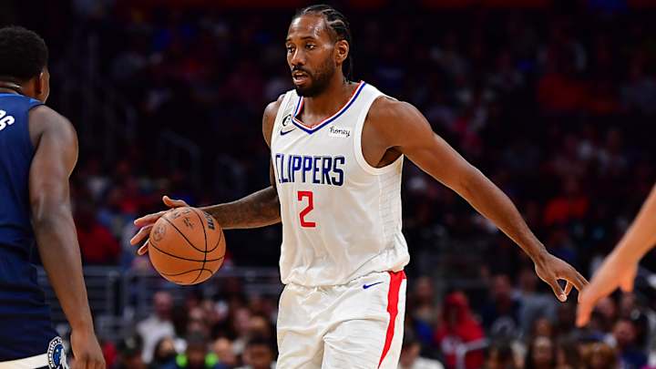 Clippers Could Bring Kawhi Leonard Off Bench to Manage Minutes, per Report