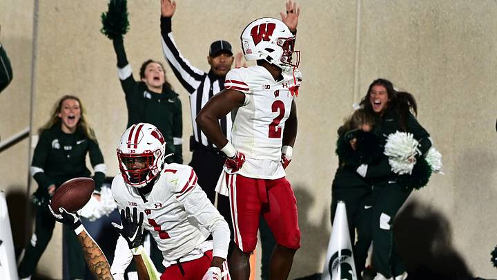 Michigan State finally unleashes offensive weaponry vs. Wisconsin