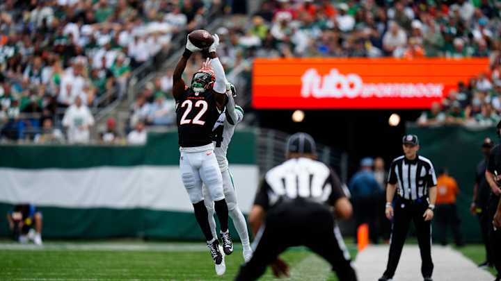 Chidobe Awuzie: 'I Haven't Really Had Any Setbacks' With Torn ACL Recovery