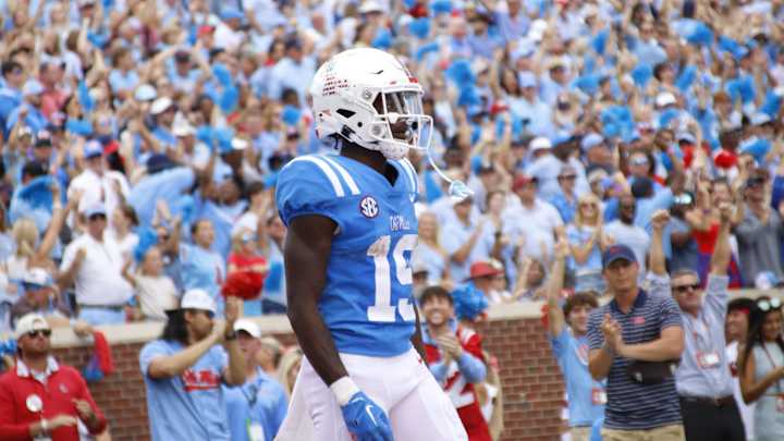 Dayton Wade Stepping Up As Vocal Leader In Rebels' Receiving Room