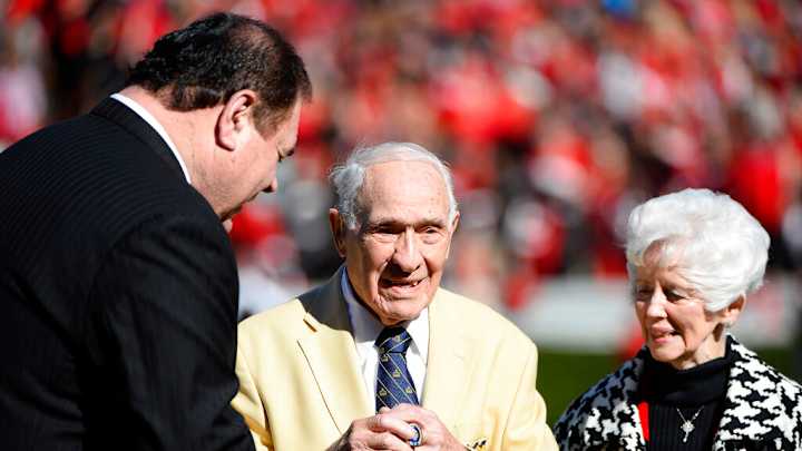Charley Trippi, Pro Football Hall of Famer, Dies at 100