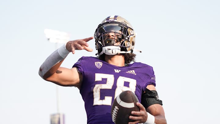 Where Does Sam Adams Fit Into Washington's Plans In 2023? Where Does Sam Adams Fit Into Washington's Plans In 2023?