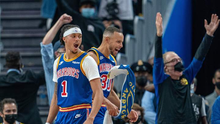 VIDEO: Steph Curry's Hilarious Reaction to Damion Lee's Game Winner