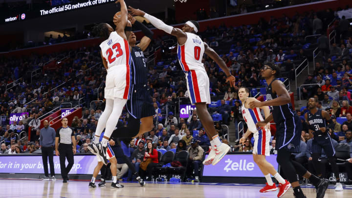 Former Purdue Guard Jaden Ivey Shines for Detroit Pistons in NBA Regular Season Debut