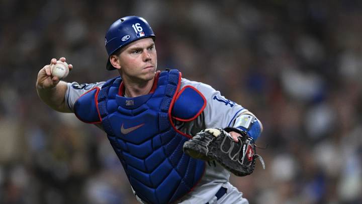 Dodgers News: Will Smith Snubbed as NL Gold Glove Award Finalist