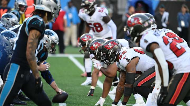 Spread & Over/Under Predictions for Panthers vs Buccaneers