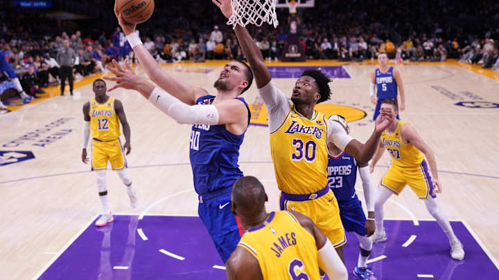 Lakers News: NBA On TNT Twitter Broadcasters Chastise Team Construction Lakers News: NBA On TNT Twitter Broadcasters Chastise Team Construction