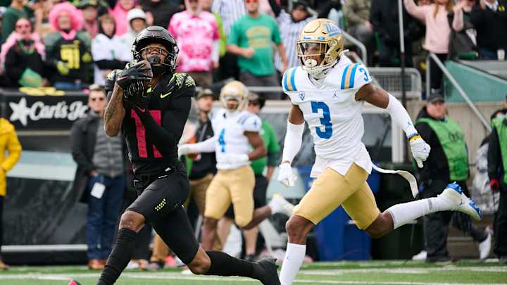 Unbeaten UCLA Football Falls Behind Oregon, Loses in Eugene Unbeaten UCLA Football Falls Behind Oregon, Loses in Eugene