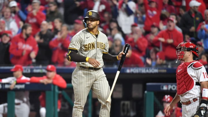 Fans Respond to Trent Grisham’s Perplexing Bunt In Padres-Phillies Game Fans Respond to Trent Grisham’s Perplexing Bunt In Padres-Phillies Game