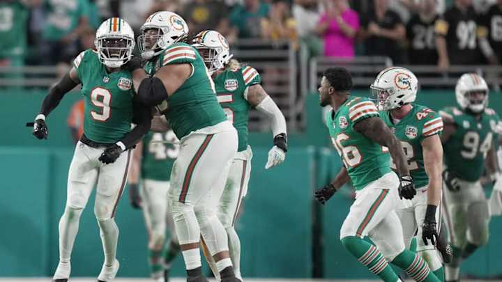 McDaniel Takeaways Day After Dolphins-Steelers Week 7 Game