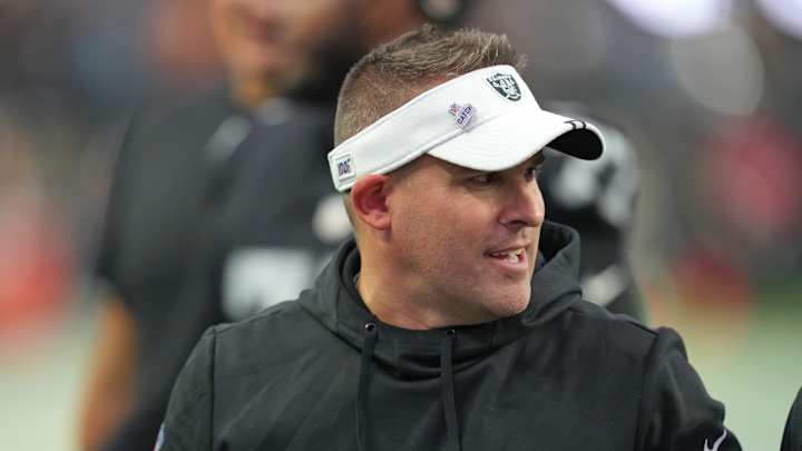 McDaniels: 'We Expected the Game to Come Down to the Fourth Quarter'