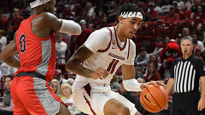 Watch Highlights of the Arkansas Scrimmage Against Rogers State