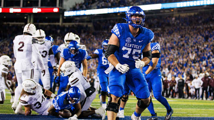 How Tennessee's 2022 Opponents Fared in Week 8