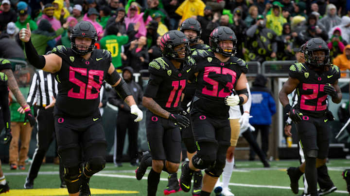 Pac-12 Bowl Projections: Oregon Picked for Rose Bowl -- For Now Pac-12 Bowl Projections: Oregon Picked for Rose Bowl -- For Now
