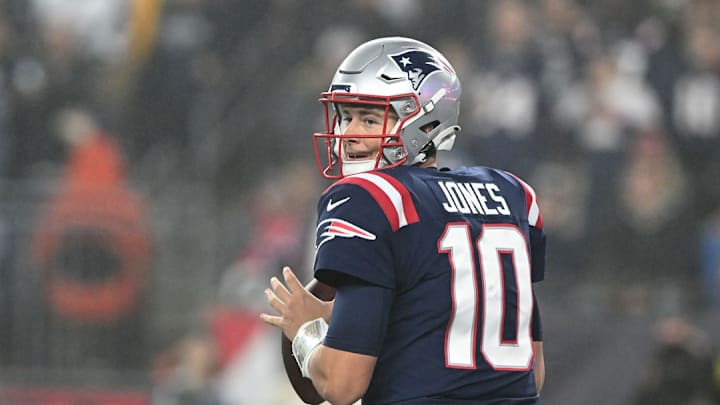Pros and Cons of Lions Trading for QB Mac Jones