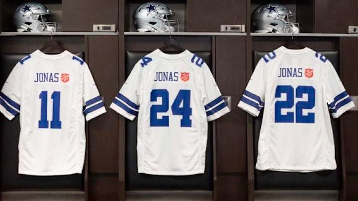 JB's in Big D: Cowboys Welcome Jonas Brothers Back to Thanksgiving JB's in Big D: Cowboys Welcome Jonas Brothers Back to Thanksgiving