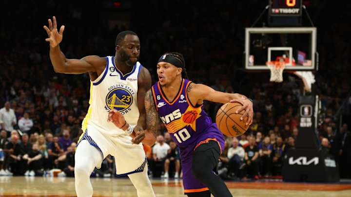 Suns Victorious in Scrappy Showdown With Warriors