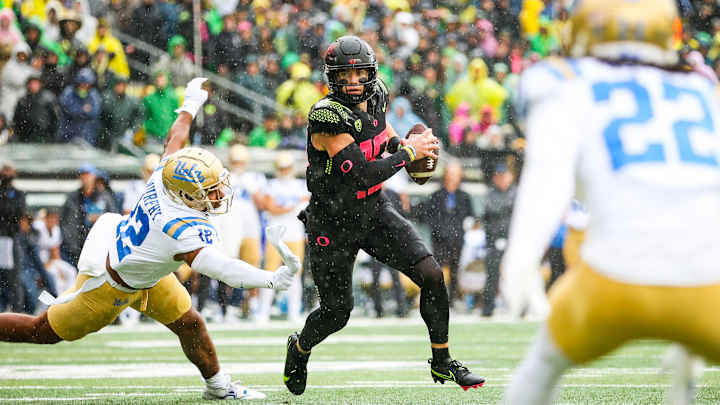 WATCH: Bo Nix Talks Offensive Success and Previews Cal Matchup