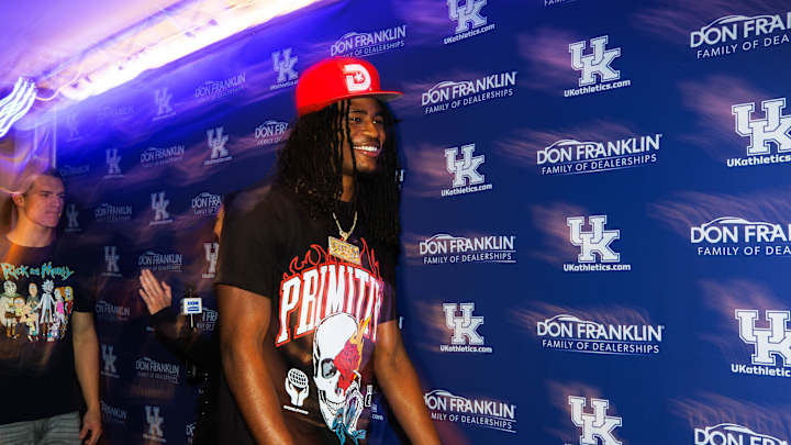 Antonio Reeves, Cason Wallace Named to Jerry West Award Watch List