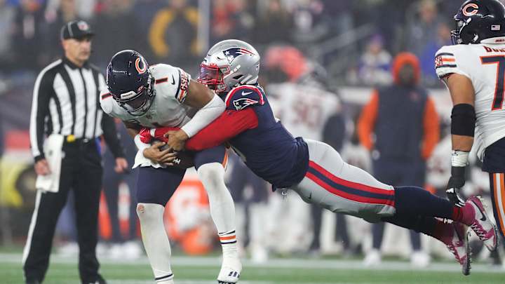 It's Not All Pats on the Back for Justin Fields