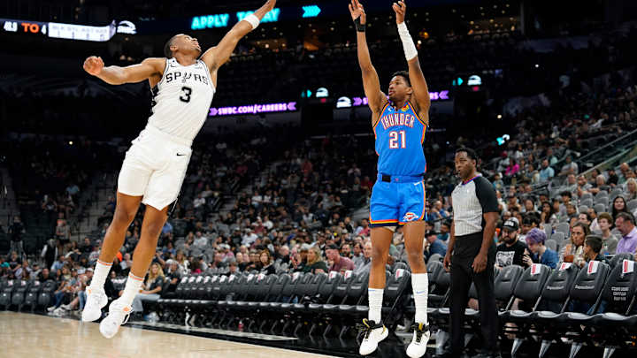 Thunder Catch Fire En Route to Win Over Clippers