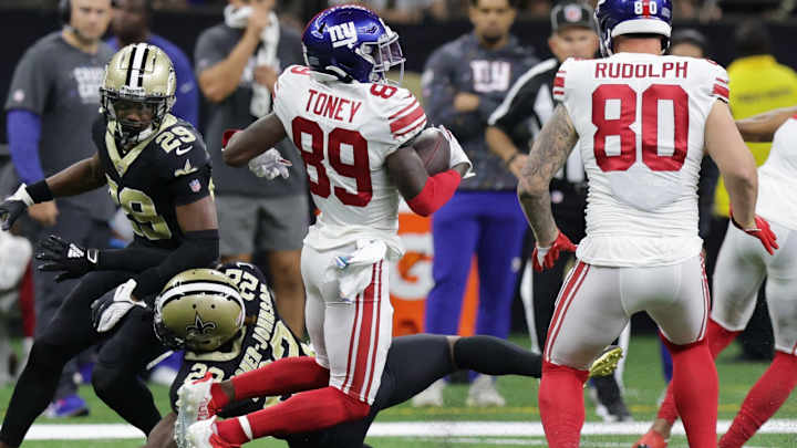 Former Gators WR Kadarius Toney Traded to Chiefs from Giants