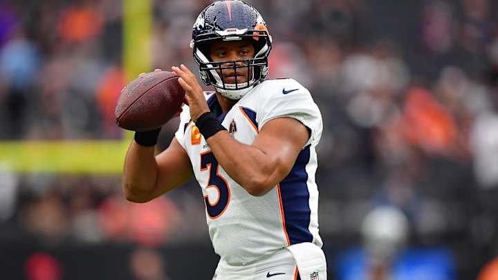 Broncos-Panthers Week 12 Odds, Over/Under and Point Spread