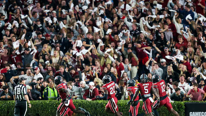 Staff Predictions: South Carolina vs. Missouri