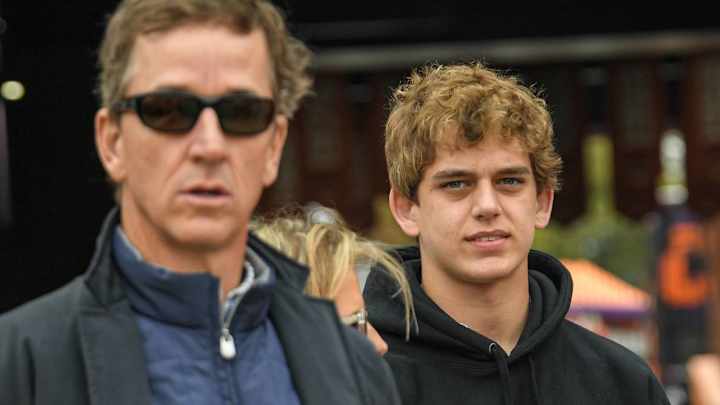 Arch Manning’s Father Cooper Describes His Role in QB’s Recruitment