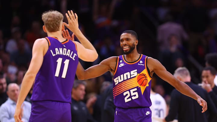 Former Sixers Pick Mikal Bridges Dons Phillies Gear in Presser