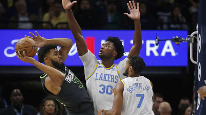 Lakers News: Darvin Ham Reflects On Troy Brown's First Game As Starter