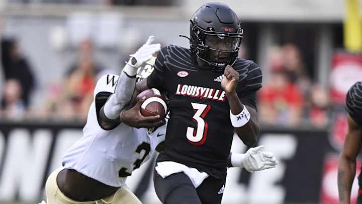 Louisville Blasts No. 10 Wake Forest Behind Turnover-Filled Third Quarter Louisville Blasts No. 10 Wake Forest Behind Turnover-Filled Third Quarter