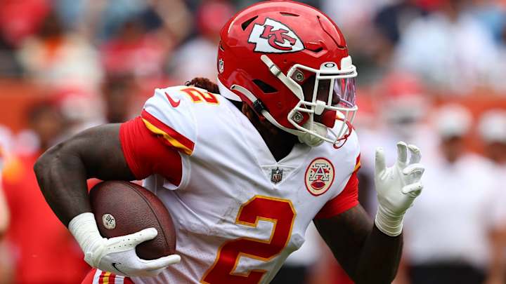 Chiefs Running Back Ronald Jones Tweets That He Wants to Be Released