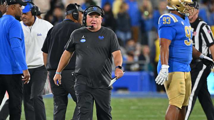 Week 10 AP Poll: UCLA Football Re-Enters Top 10 After Blowout Win