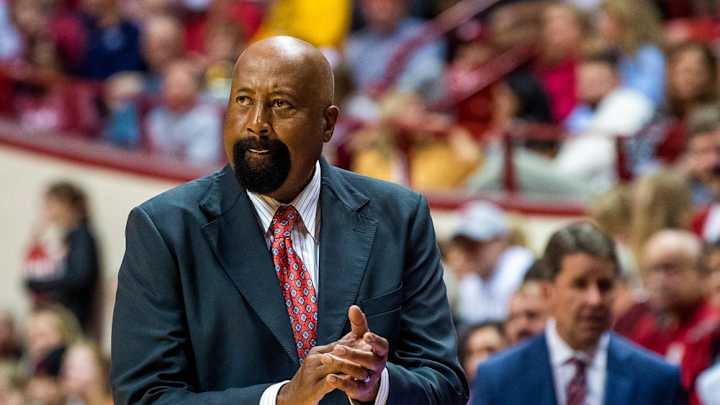IU Basketball's Mike Woodson, Jordan Hulls Discuss Early Wins, Preview Xavier