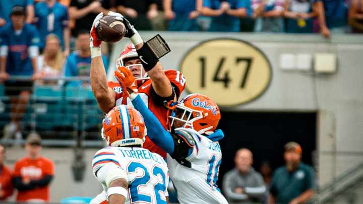 Third Quarter Comeback Not Enough as Gators Fall to Bulldogs, 42-20 Third Quarter Comeback Not Enough as Gators Fall to Bulldogs, 42-20