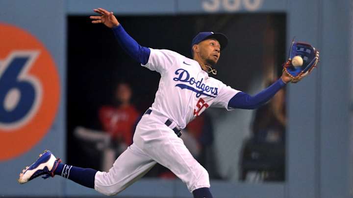 2022 MLB Awards: Fielding Bible Award Winners Named 2022 MLB Awards: Fielding Bible Award Winners Named