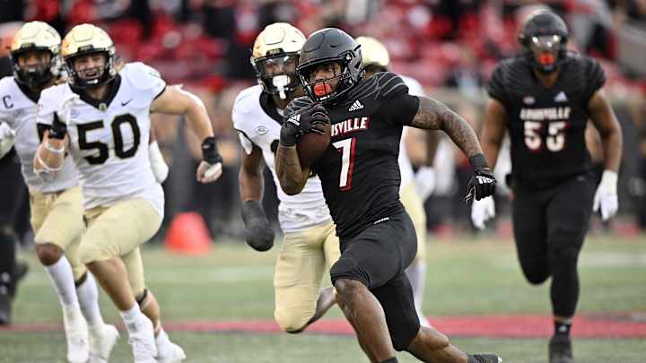 Highlights, Photos and Notes: Louisville 48, Wake Forest 21